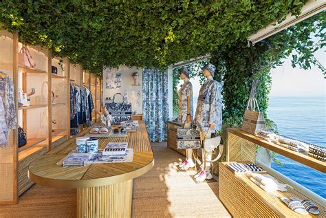 dior cafe capri